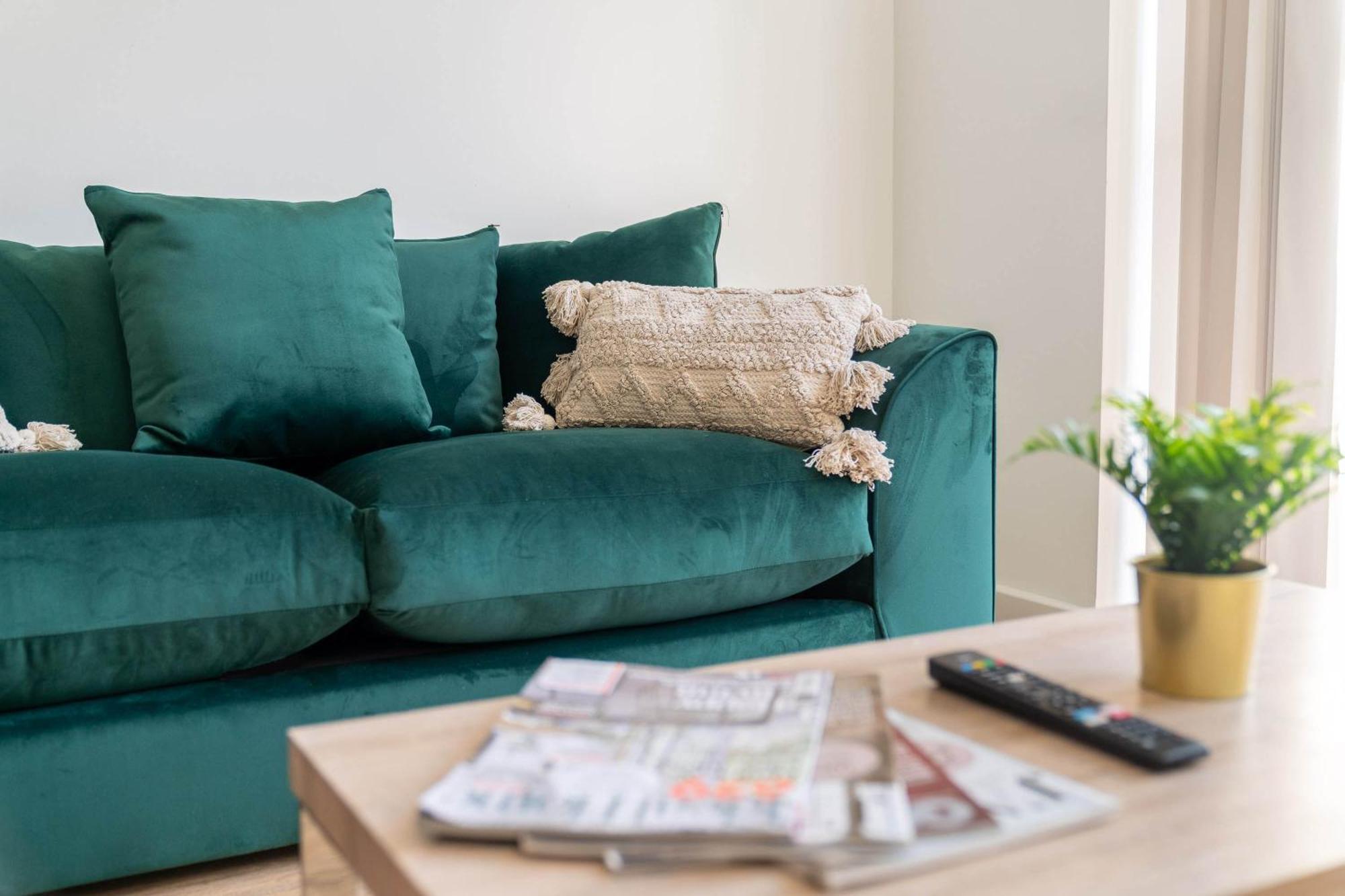Apartamento Centre - 2 Bedroom - Secure Parking - Rated 302h