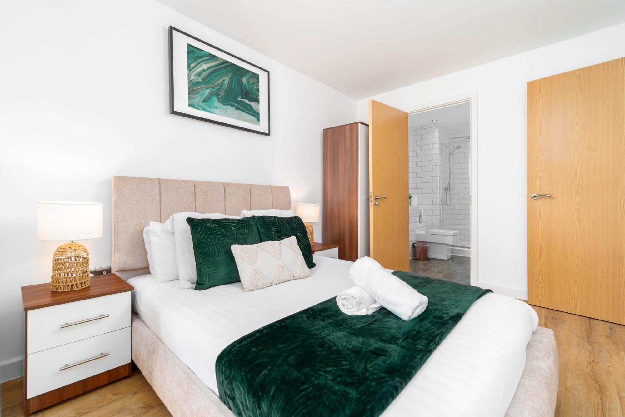 Centre - 2 Bedroom - Secure Parking - Rated 302h Apartamento Birmingham