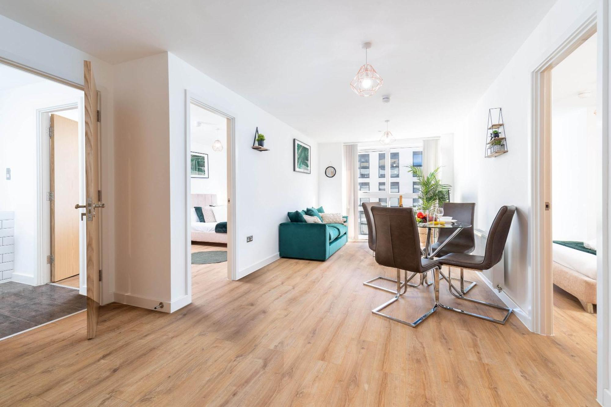 Apartamento Centre - 2 Bedroom - Secure Parking - Rated 302h *
